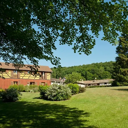 Le Four Au Bois Bed & Breakfast *