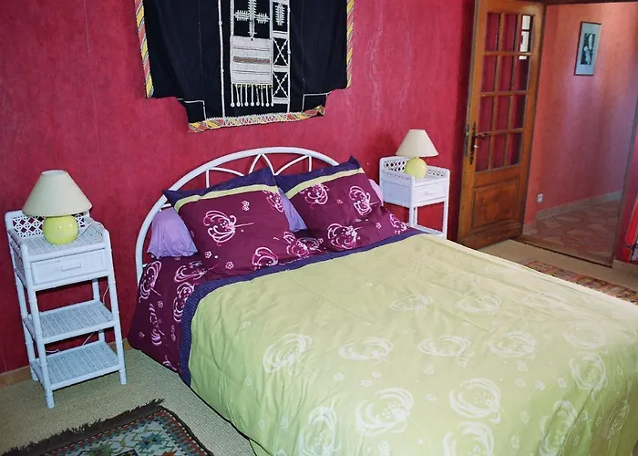 Le Four Au Bois Bed & Breakfast